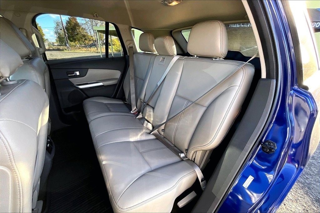 Used 2013 Ford Edge SEL AWD/4WD image 22