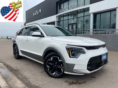 Used 2024 Kia Niro Wave w/ Wave Preserve Package