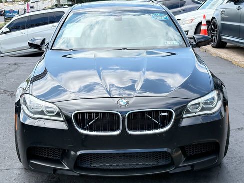 Used 2014 BMW M5 RWD image 3