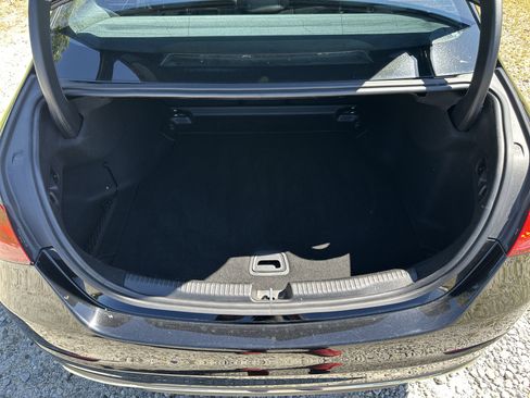 Used 2023 Mercedes-Benz C 300 Sedan w/ Exclusive Trim Package image 18