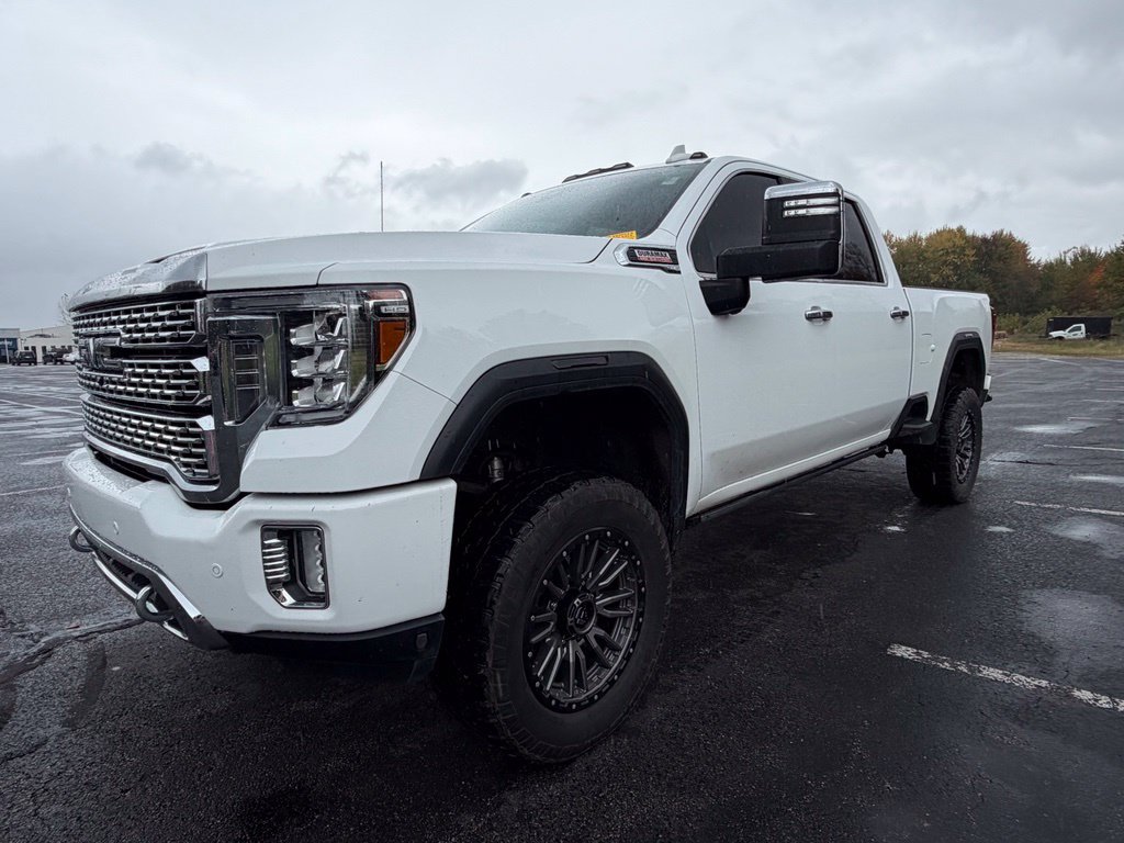 Used 2020 GMC Sierra 2500 Denali w/ Denali Ultimate Package AWD/4WD image 2