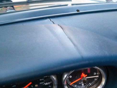 Used 1986 Porsche 911 Carrera image 35