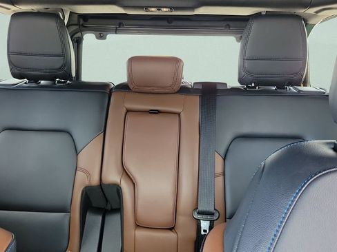 Used 2024 Ford Bronco Outer Banks image 21