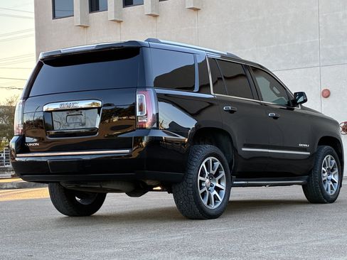Used 2016 GMC Yukon Denali RWD image 27