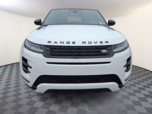 Used 2025 Land Rover Range Rover Evoque Dynamic SE image 2