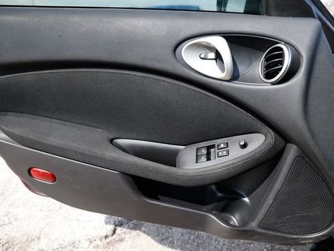 Used 2016 Nissan 370Z 2dr Coupe Automatic Sport image 39