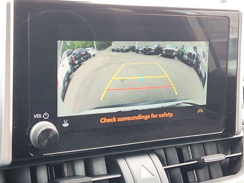 Certified 2023 Toyota RAV4 SE AWD/4WD image 18