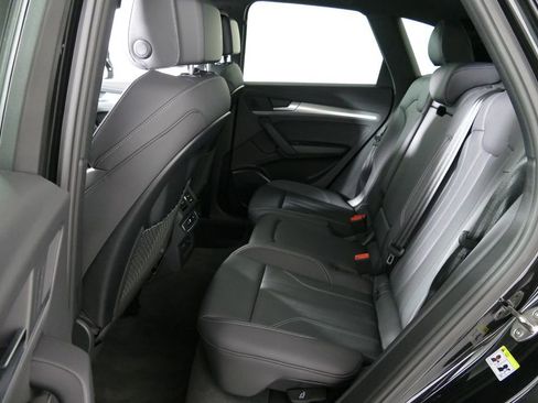 Used 2025 Audi Q5 2.0T Premium image 5