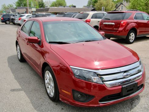 Used 2010 Ford Fusion SE image 9