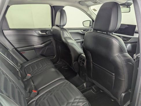 Used 2024 Ford Escape Platinum w/ Premium Technology Package image 22