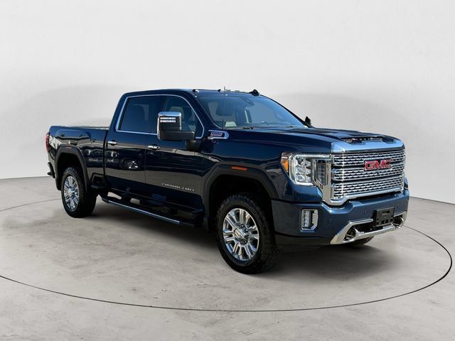 Used 2021 GMC Sierra 3500 Denali w/ Denali Ultimate Package AWD/4WD image 3