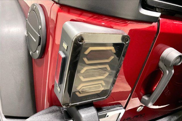 Used 2012 Jeep Wrangler Sport AWD/4WD image 28