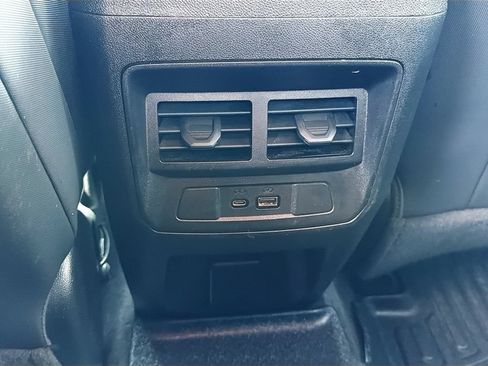 Used 2023 Chevrolet Colorado Z71 w/ Z71 Convenience Package 2 AWD/4WD image 28