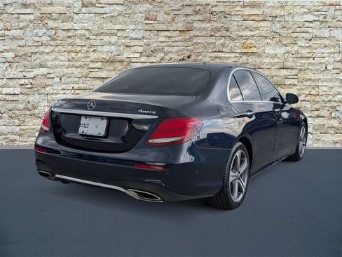 Used 2020 Mercedes-Benz E 350 4MATIC Sedan image 7