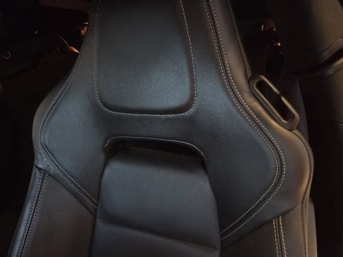 Used 2019 Chevrolet Corvette Stingray Coupe w/ Carbon Flash Badge Package RWD image 15