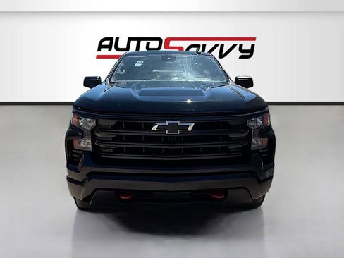 Used 2024 Chevrolet Silverado 1500 Custom Trail Boss AWD/4WD image 2