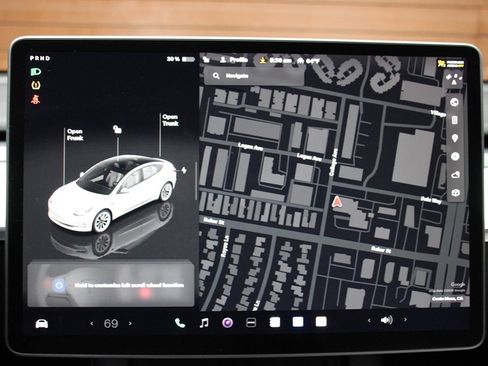 Used 2022 Tesla Model 3 image 24