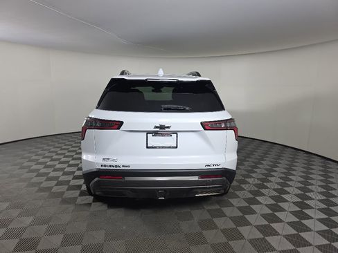 New 2026 Chevrolet Equinox ACTIV AWD/4WD image 4