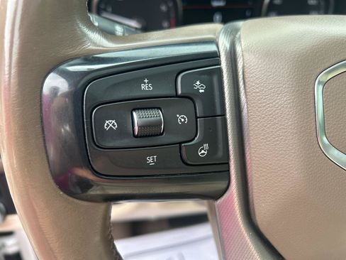 Used 2021 GMC Yukon Denali w/ Denali Premium Package AWD/4WD image 19