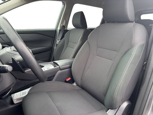 Used 2025 Nissan Rogue S FWD image 24