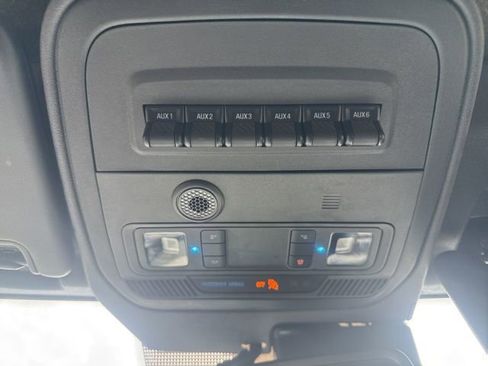 Used 2022 Ford Bronco Badlands image 35