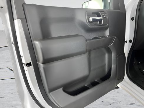 Used 2024 Chevrolet Silverado 1500 LT w/ Work Truck Package AWD/4WD image 9