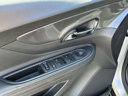 Certified 2022 Buick Encore Preferred w/ Safety Package II image 17