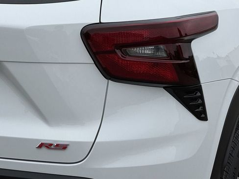 New 2026 Chevrolet Trax RS w/ Sunroof Package FWD image 26