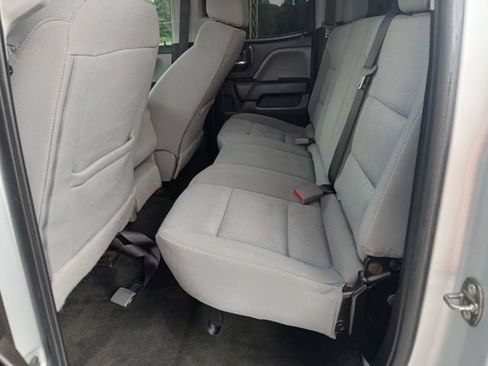 Used 2018 Chevrolet Silverado 1500 Custom w/ Custom Value Package AWD/4WD image 16