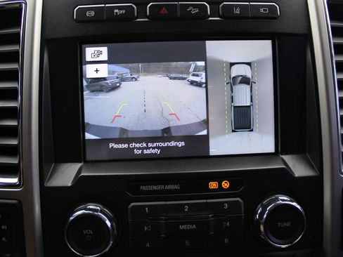 Used 2018 Ford F250 Lariat w/ Lariat Ultimate Package image 29