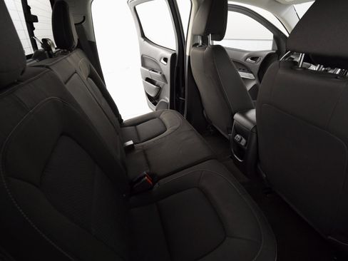 Used 2018 Chevrolet Colorado LT image 26