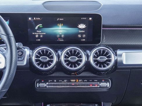 Certified 2021 Mercedes-Benz GLB 35 AMG GLB 35 AMG image 13