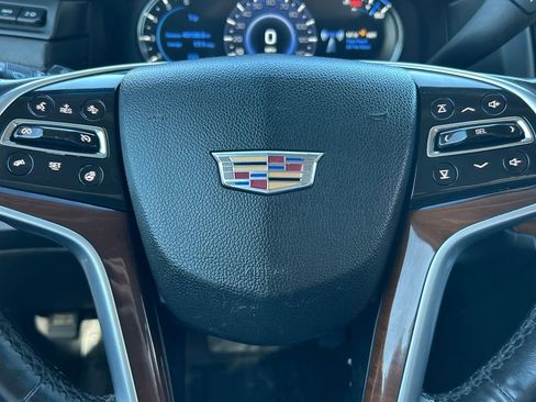 Used 2019 Cadillac Escalade ESV Luxury image 11