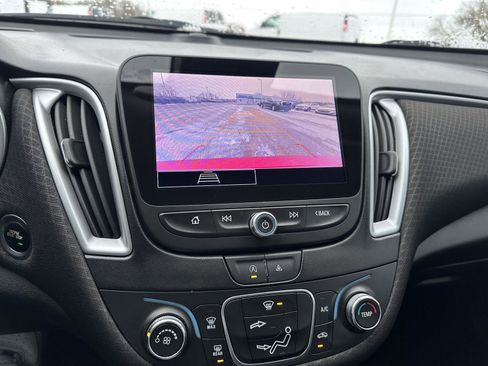 Used 2023 Chevrolet Malibu RS image 32