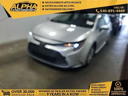 Used 2022 Toyota Corolla LE FWD image 1