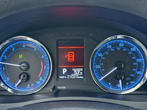 Used 2017 Toyota Corolla LE w/ Carpet Mat Package (TMS) image 9