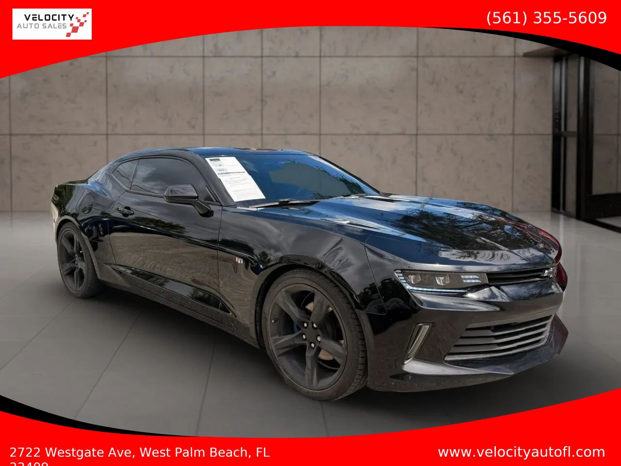 Used 2018 Chevrolet Camaro LT RWD image 1