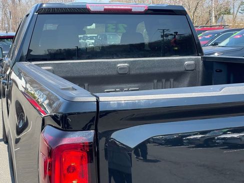 Used 2023 GMC Sierra 1500 Elevation image 32