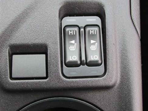 Used 2018 Subaru Impreza 2.0i Premium image 27