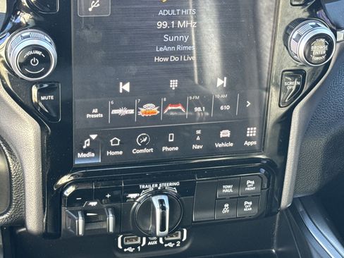 Used 2023 RAM 1500 Laramie image 20