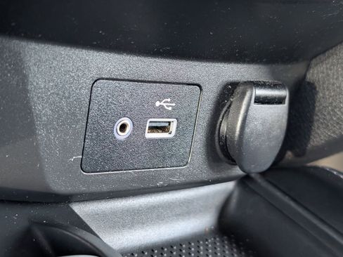 Used 2020 Nissan Rogue SL FWD image 19