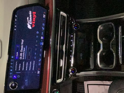 Used 2024 Chevrolet Traverse RS w/ LPO, Floor Liner Package image 15