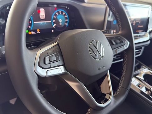 New 2026 Volkswagen Atlas Cross Sport SE FWD image 13