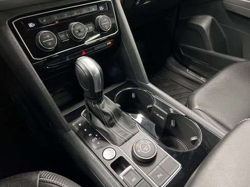 Used 2023 Volkswagen Atlas Cross Sport SEL R-Line image 19