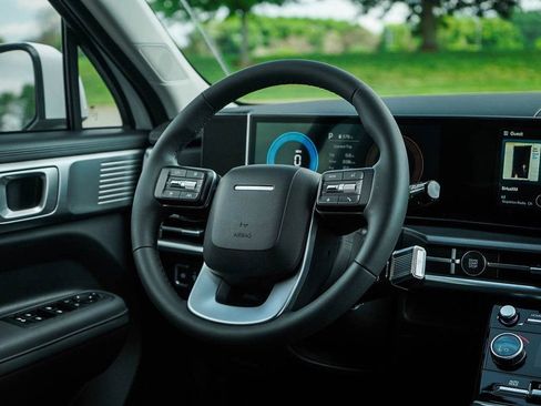 Certified 2026 Hyundai Santa Fe SEL image 17