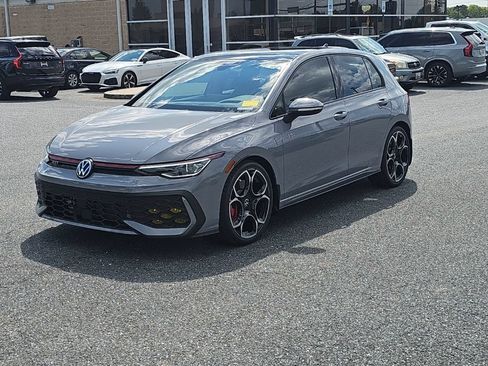 Used 2025 Volkswagen GTI Autobahn FWD image 16