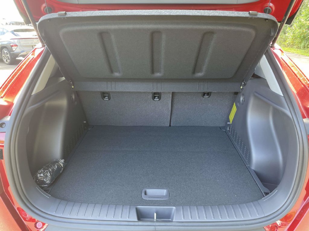 New 2026 Hyundai Kona SEL Sport FWD image 8