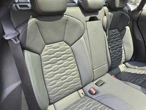 Used 2023 Audi e-tron GT Premium Plus w/ Performance Package image 35