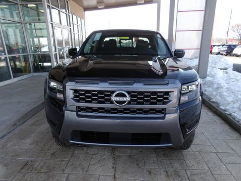 New 2026 Nissan Frontier SV w/ SV Convenience Package AWD/4WD image 2