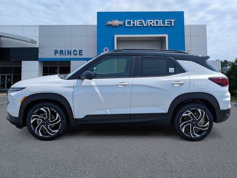 New 2026 Chevrolet TrailBlazer RS w/ Convenience Package FWD image 12